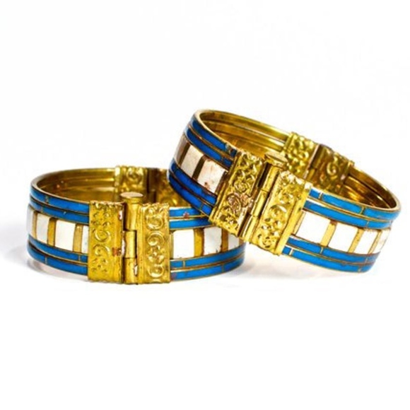 VTG 70's Mother of Pearl Brass Hinged Bangle - Picture 3 of 6